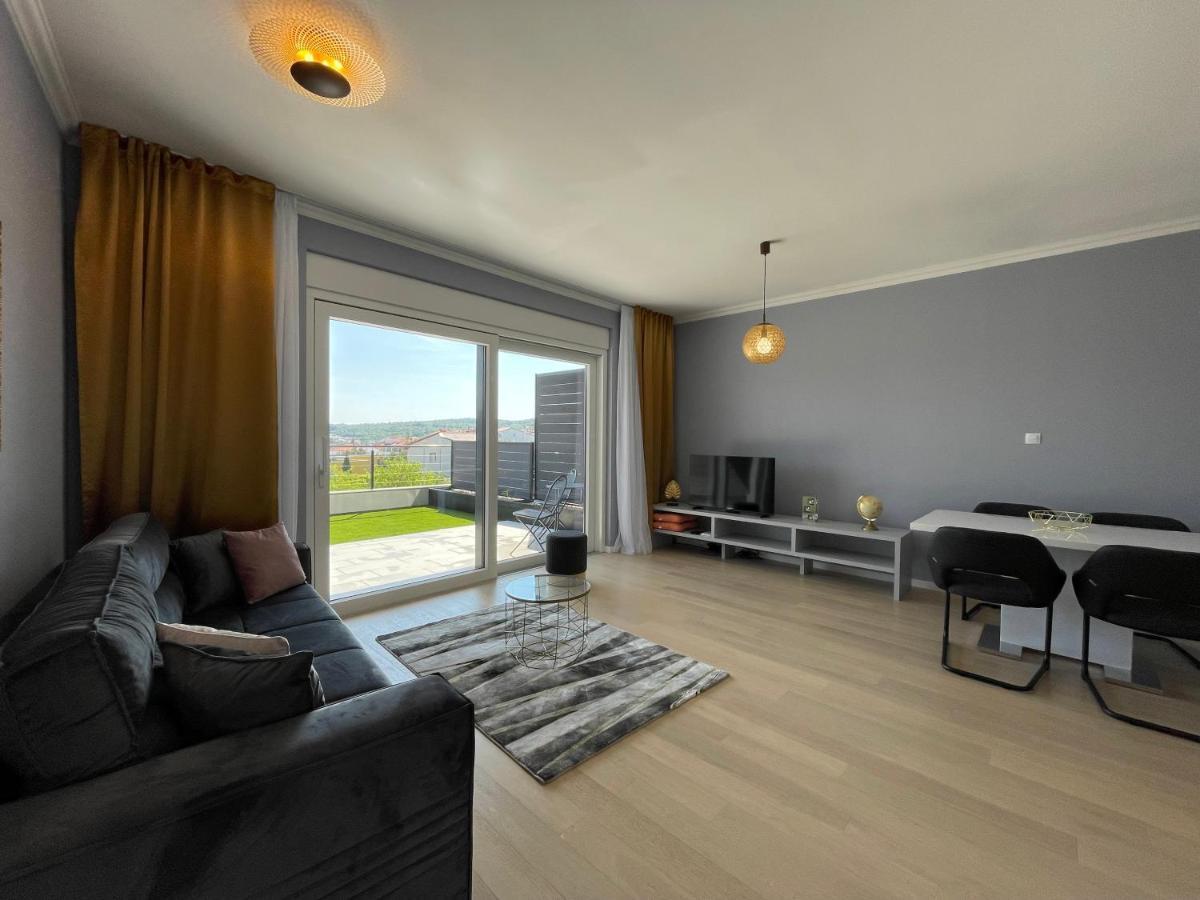 Lux Nanea Apartment كرك المظهر الخارجي الصورة